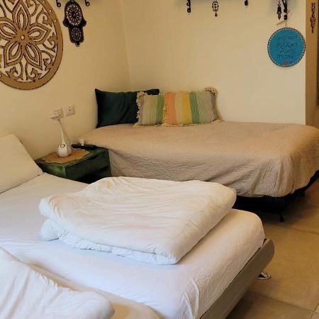 נקודות ריפוי Apartment Tirat Carmel Ngoại thất bức ảnh