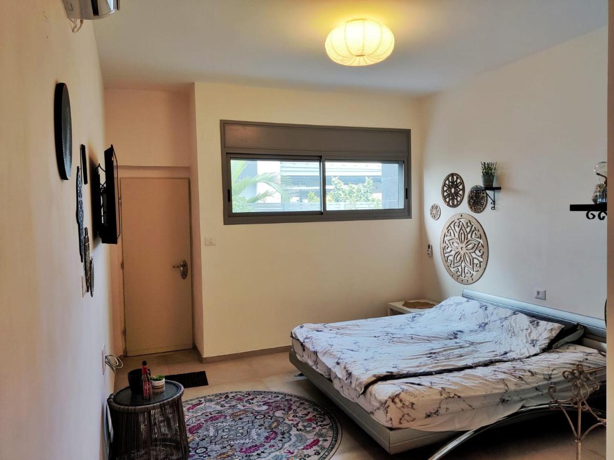 נקודות ריפוי Apartment Tirat Carmel Ngoại thất bức ảnh