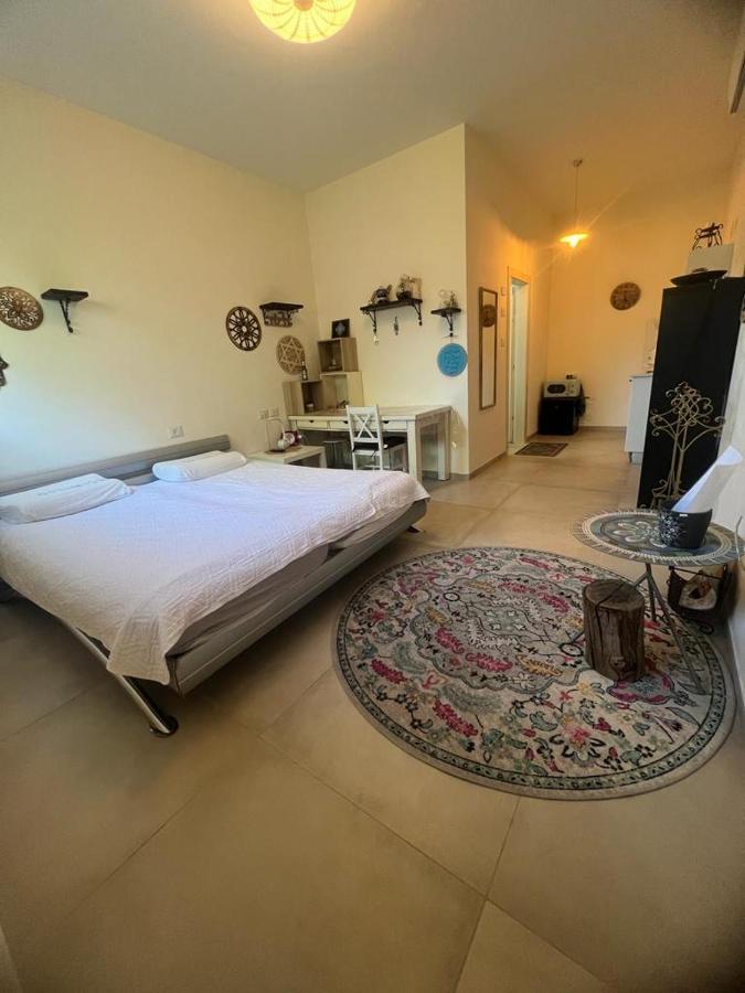 נקודות ריפוי Apartment Tirat Carmel Ngoại thất bức ảnh